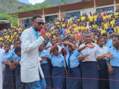 DR. SIMPLE, Umwarimu uhuza, iyobokamana, umuziki n’uburezi(Amafoto)